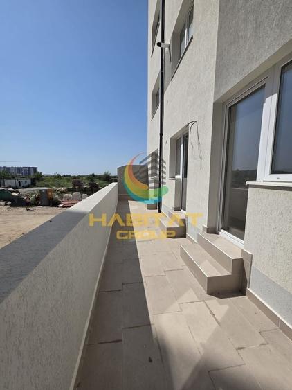 Apartament cu 3 camere decomandat în Metalurgiei