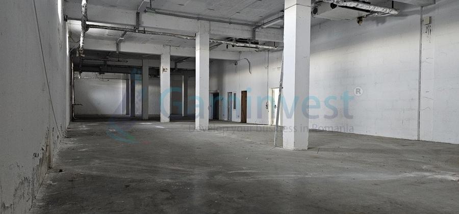 Spațiu industrial, de 609 mp, în Borș