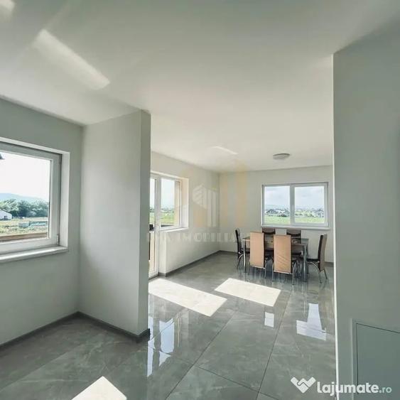 Apartament cu 3 camere decomandat în Sânpetru