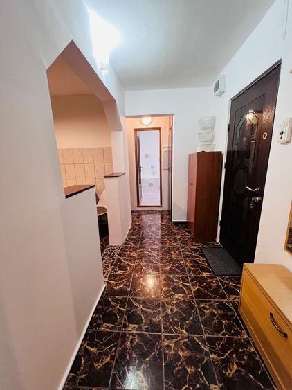 Apartament cu 2 camere decomandat în Dosu Bricii
