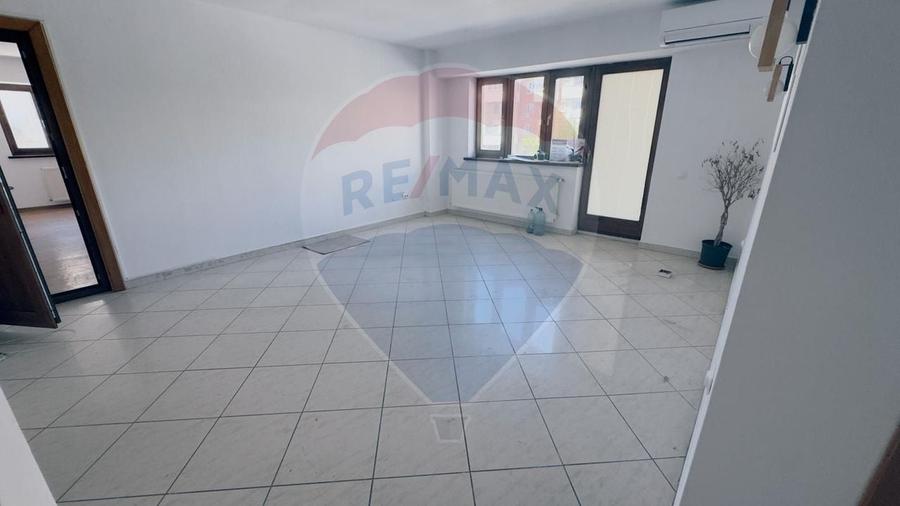 2 camere, central, A.I Cuza ideal pentru firmă, liber - 5