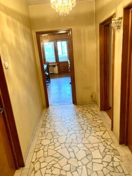 Apartament cu 4 camere decomandat în Kiseleff