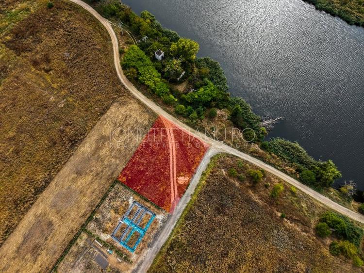 Teren Construcții intravilan de 1200 mp, în Balotești