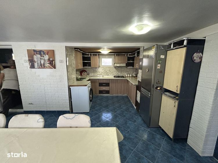 Casă cu 4 camere în Bodrogu Nou