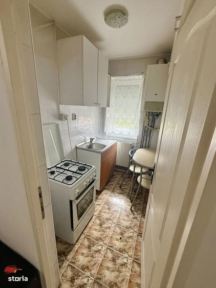 Apartament cu 2 camere semidecomandat, mobilat în Central