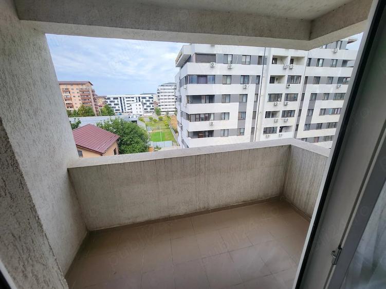 Apartament cu 2 camere decomandat în Roșu