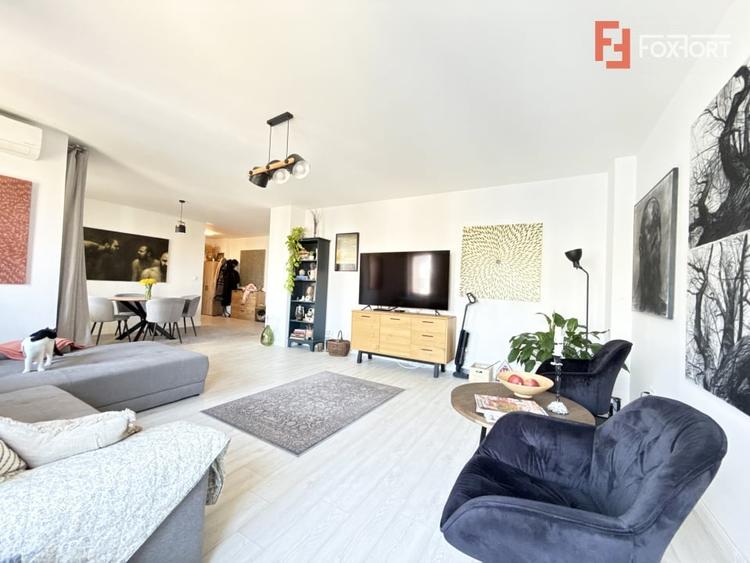 Apartament cu 3 camere decomandat, mobilat în Torontalului