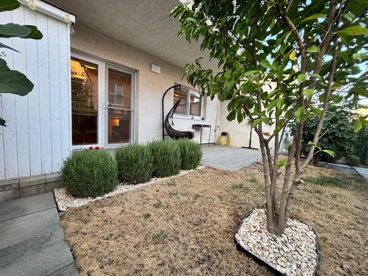 Apartament tip vila cu curte,2 camere,2 bai , loc parcare - 14