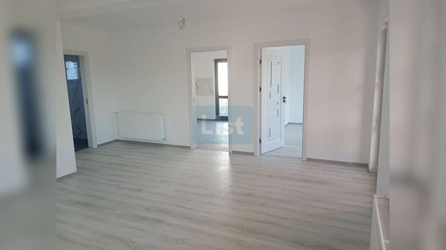 Casă cu 3 camere cu Teren 550 Mp în Braniștea