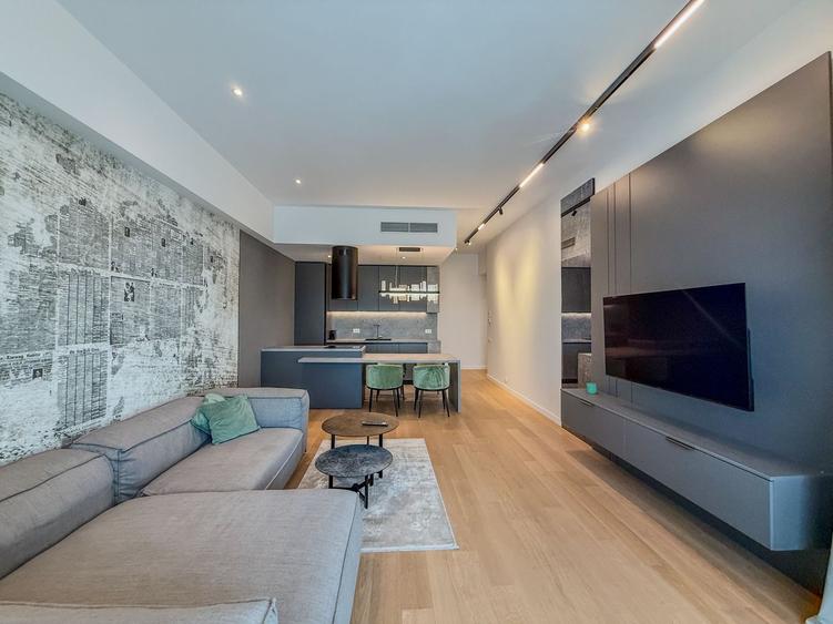 Apartament cu 3 camere semidecomandat, mobilat în Barbu Văcărescu