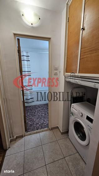 Apartament cu 2 camere decomandat în Gara de Nord