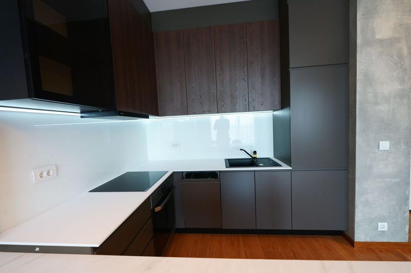 Apartament cu 2 camere semidecomandat, mobilat în Agronomie