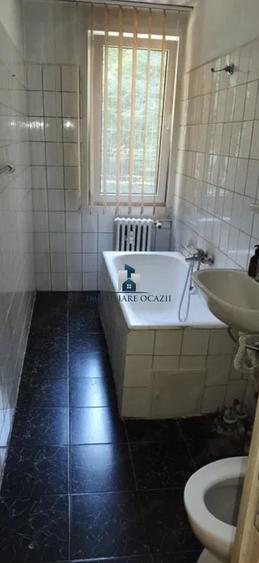 Garsonieră decomandată în Berceni
