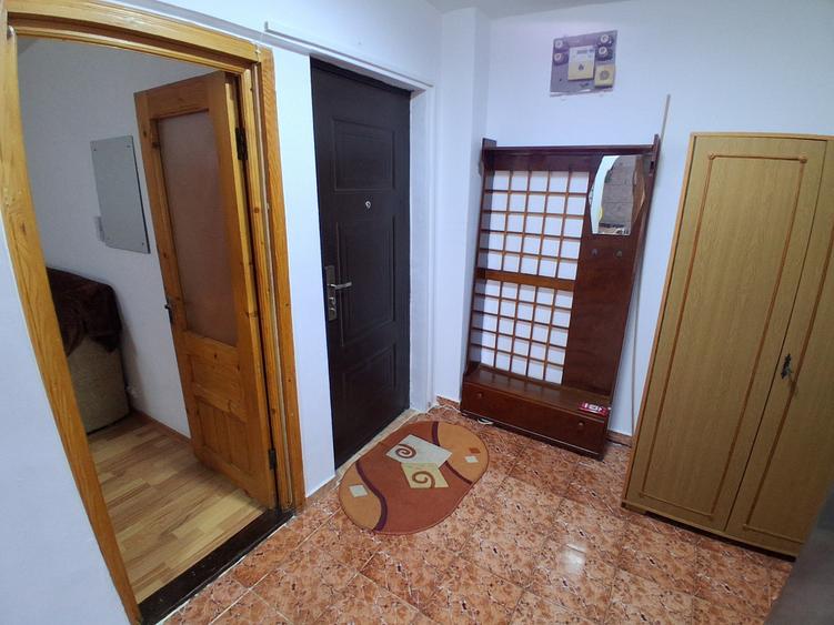 Apartament cu 2 camere decomandat în Canta