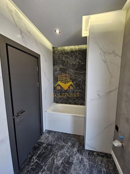 Apartament cu 3 camere semidecomandat, mobilat în Florești