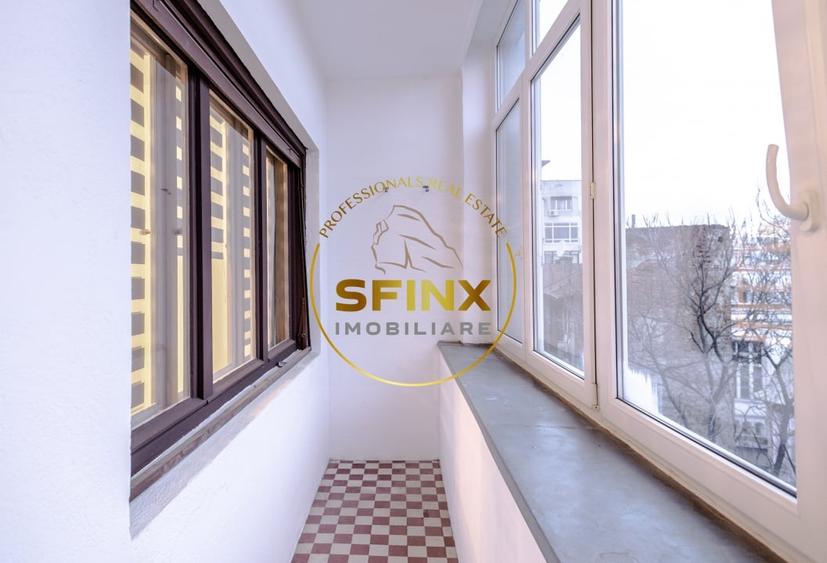 Apartament cu 4 camere circular, mobilat în Calea Victoriei