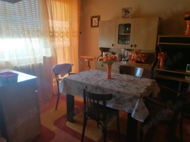 Garsonieră decomandată în Central