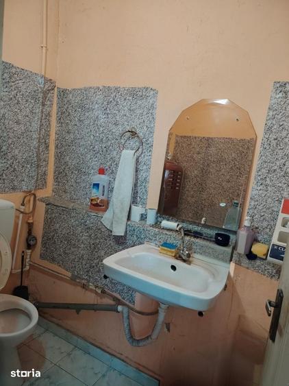 Spațiu comercial, de 45 mp, în Central