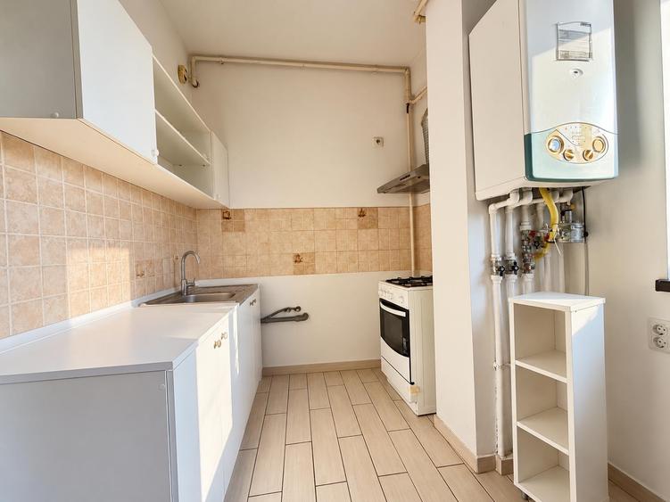 Apartament cu 2 camere semidecomandat în Bucureștii Noi