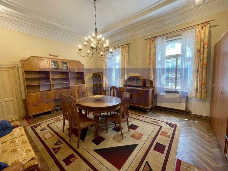 Apartament cu 4 camere decomandat în Magheru