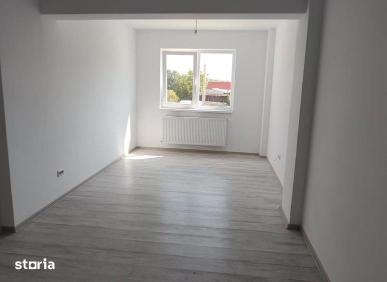 Apartament cu 3 camere în Valea Lupului