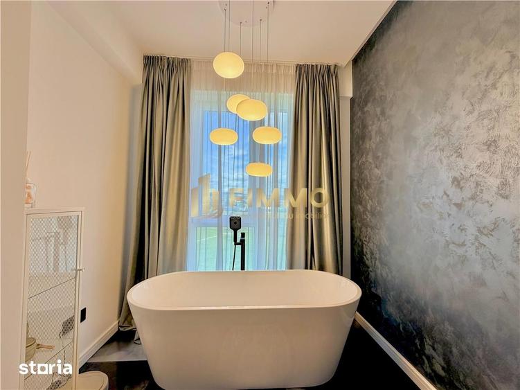 Apartament cu 3 camere semidecomandat, mobilat în Central