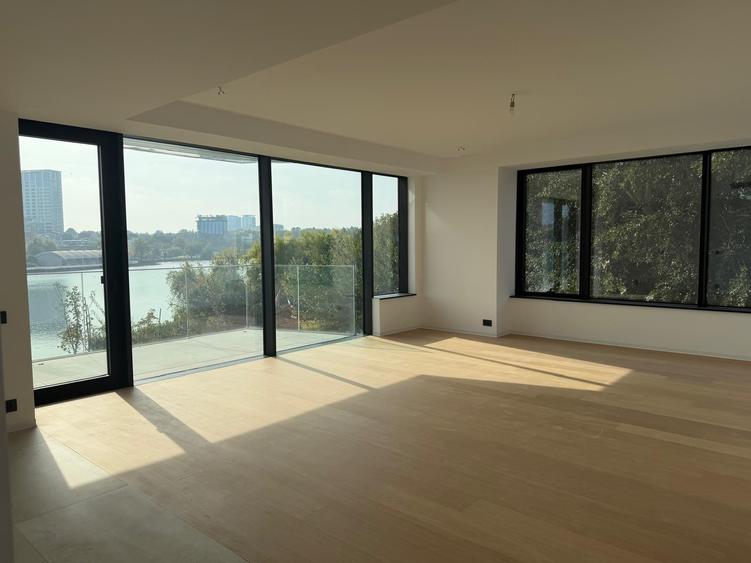 Apartament cu 4 camere în Floreasca