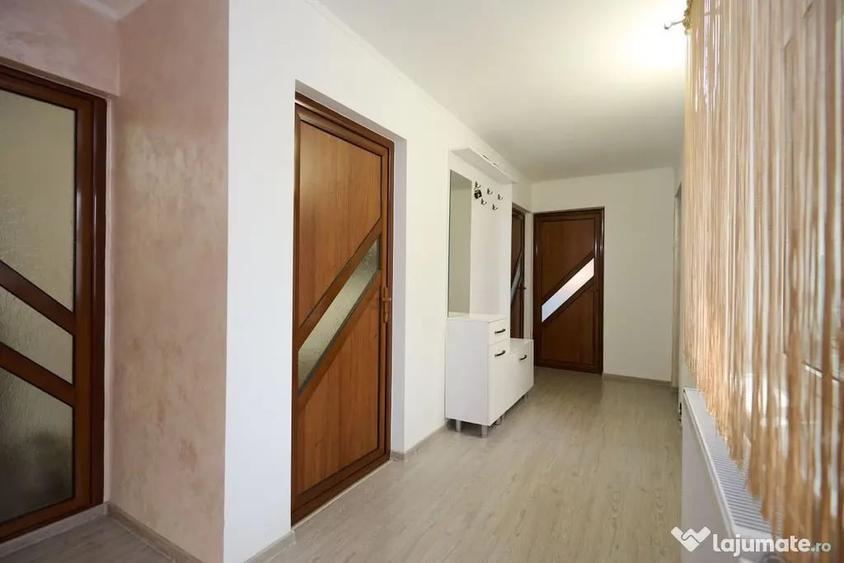 Casă cu 5 camere cu Teren 507 Mp în Găvana