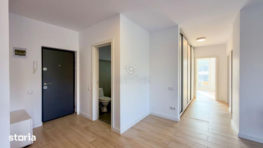 Apartament cu 3 camere semidecomandat, mobilat în Florești