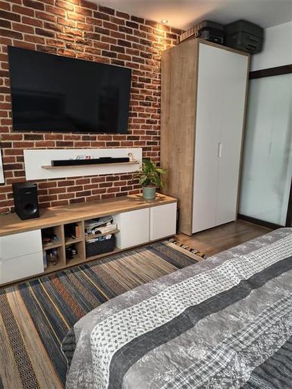 Duplex cu 3 camere cu Canalizare în Astra