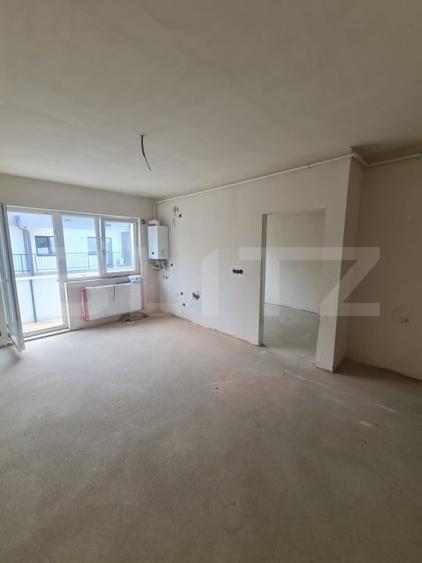 Apartament cu 2 camere semidecomandat în Florești
