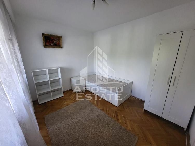 Apartament cu 3 camere decomandat în Take Ionescu
