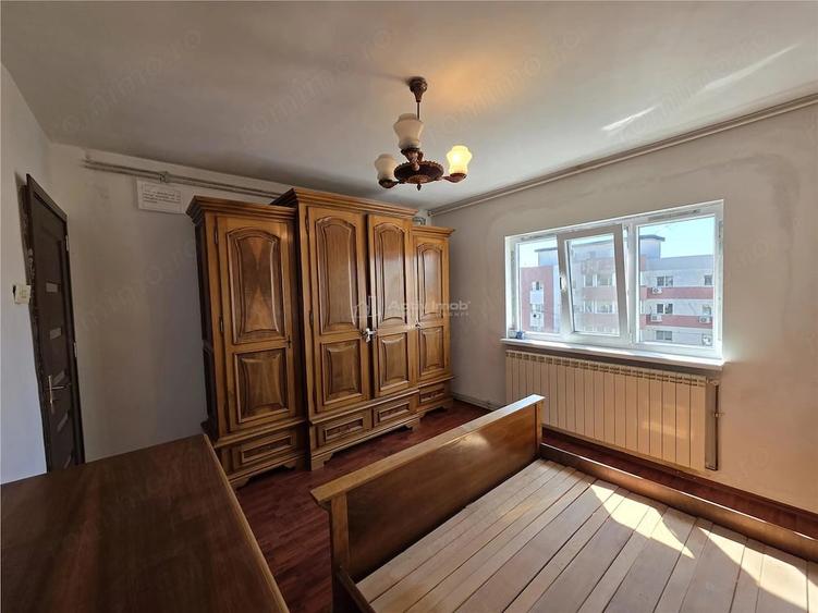 Apartament cu 2 camere decomandat în Sebastian