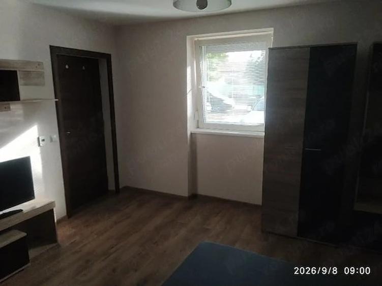 Garsonieră decomandată în Iosefin