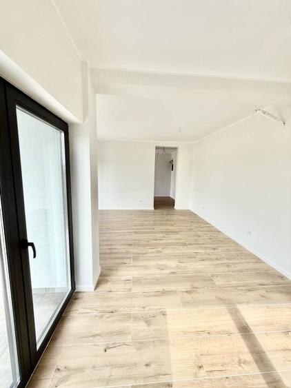 Duplex cu 3 camere cu Canalizare în Urseni