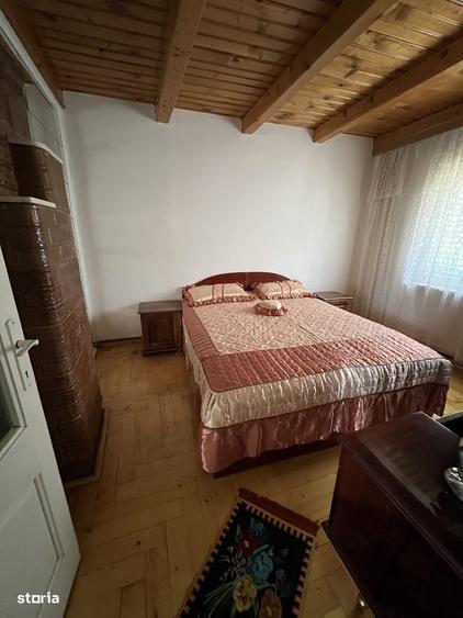 Casă cu 4 camere în Corbșori