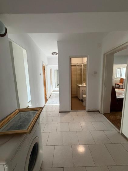 Apartament cu 3 camere decomandat, mobilat în Universitate
