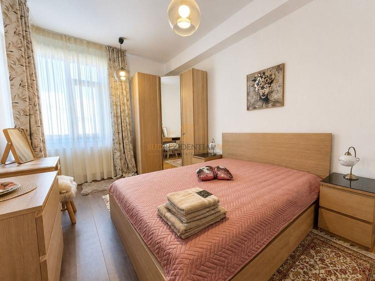 Casă individuală cu 4 camere cu Canalizare în Central