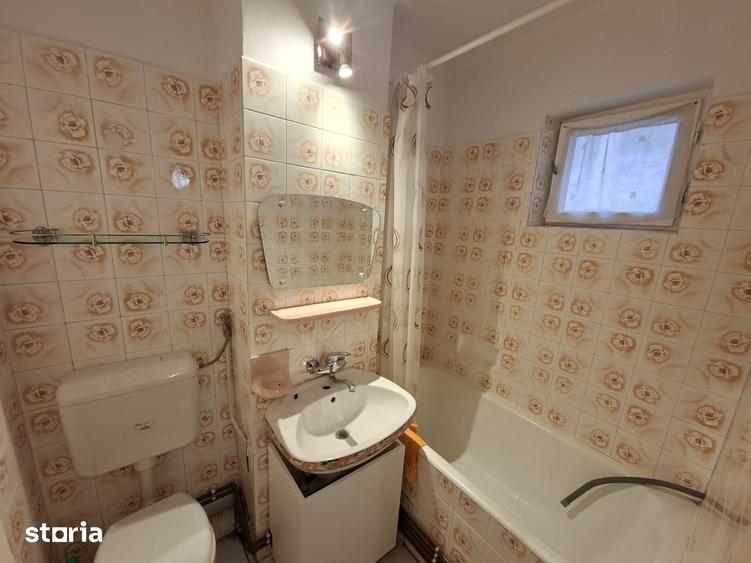 Apartament cu 3 camere decomandat în Semicentral