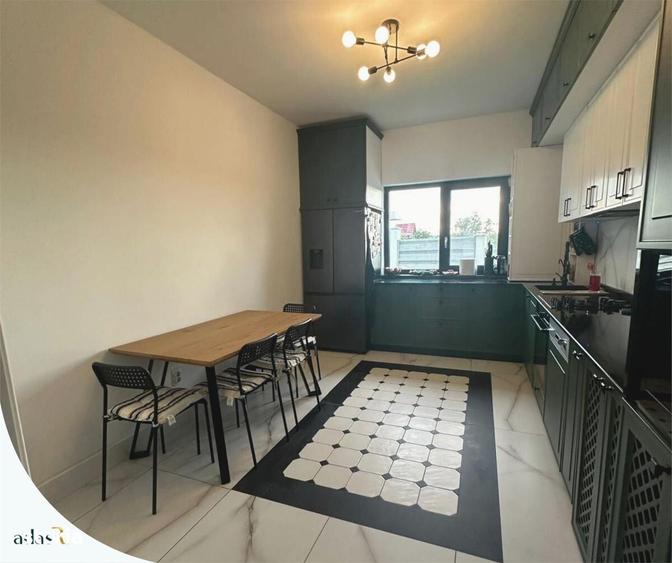 Casă cu 4 camere cu Teren 420 Mp în Tomești