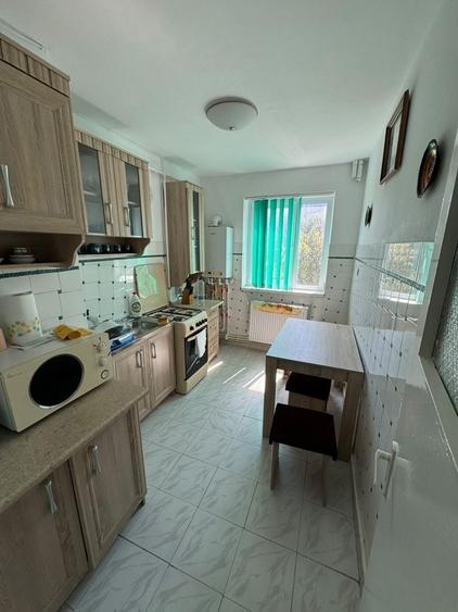 Apartament cu 3 camere decomandat în Tomis Nord