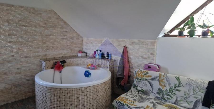 Casă individuală cu 4 camere cu Teren 780 Mp în Spătaru