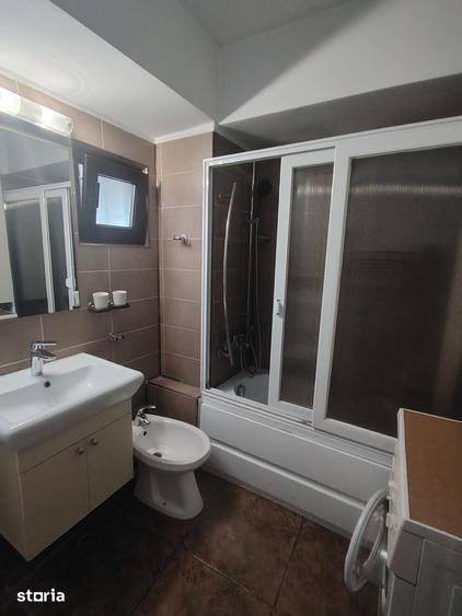 Apartament cu 3 camere decomandat în Ultracentral