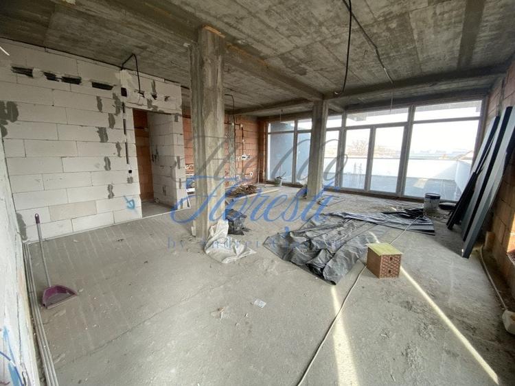 Spațiu comercial, de 400 mp, în Gilău