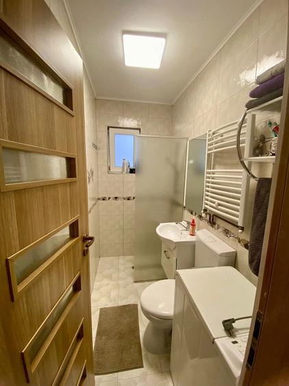 Apartament cu 2 camere semidecomandat în Șeica Mare