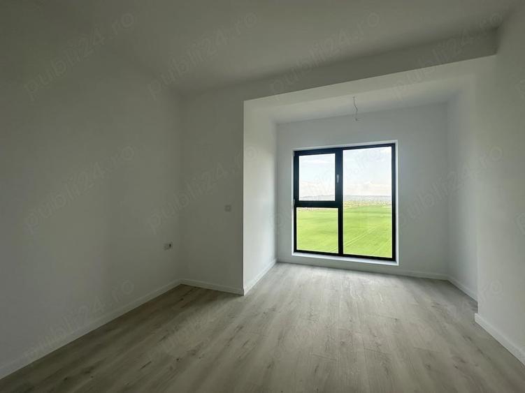 Apartament cu 3 camere decomandat în Albert