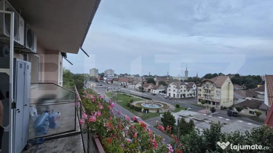 Apartament cu 3 camere decomandat în Burdea