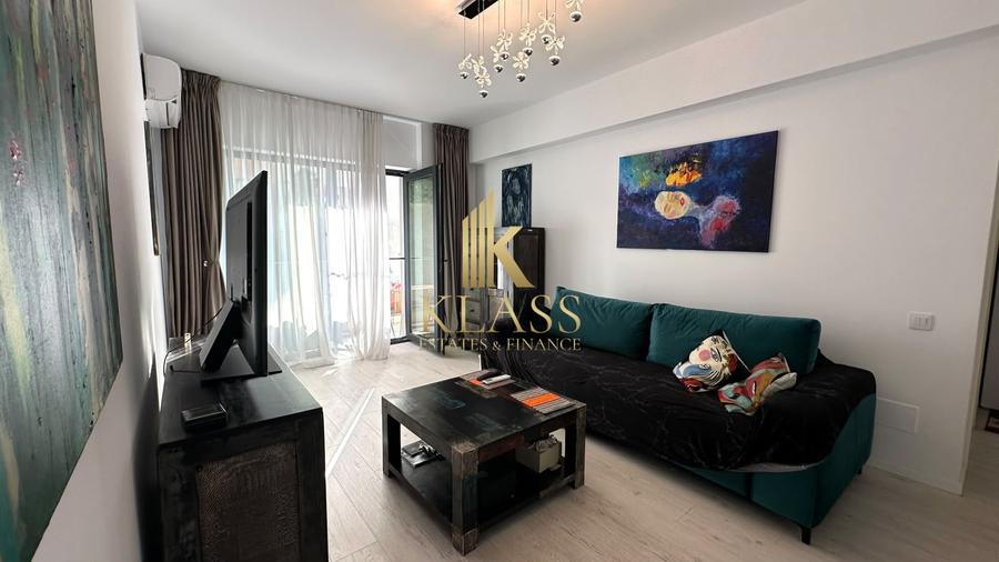 Apartament cu 3 camere semidecomandat, mobilat în Cotroceni