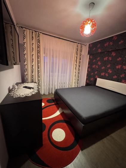 Apartament cu 4 camere decomandat în Ultracentral