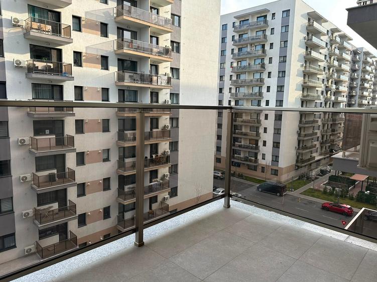 Apartament cu 2 camere decomandat în Theodor Pallady
